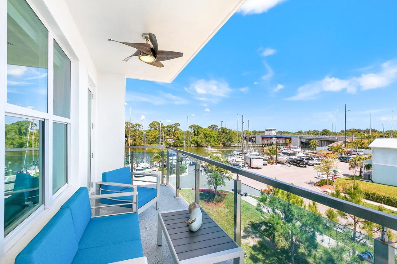Cape Crossing Resort & Marina Merritt Island Экстерьер фото